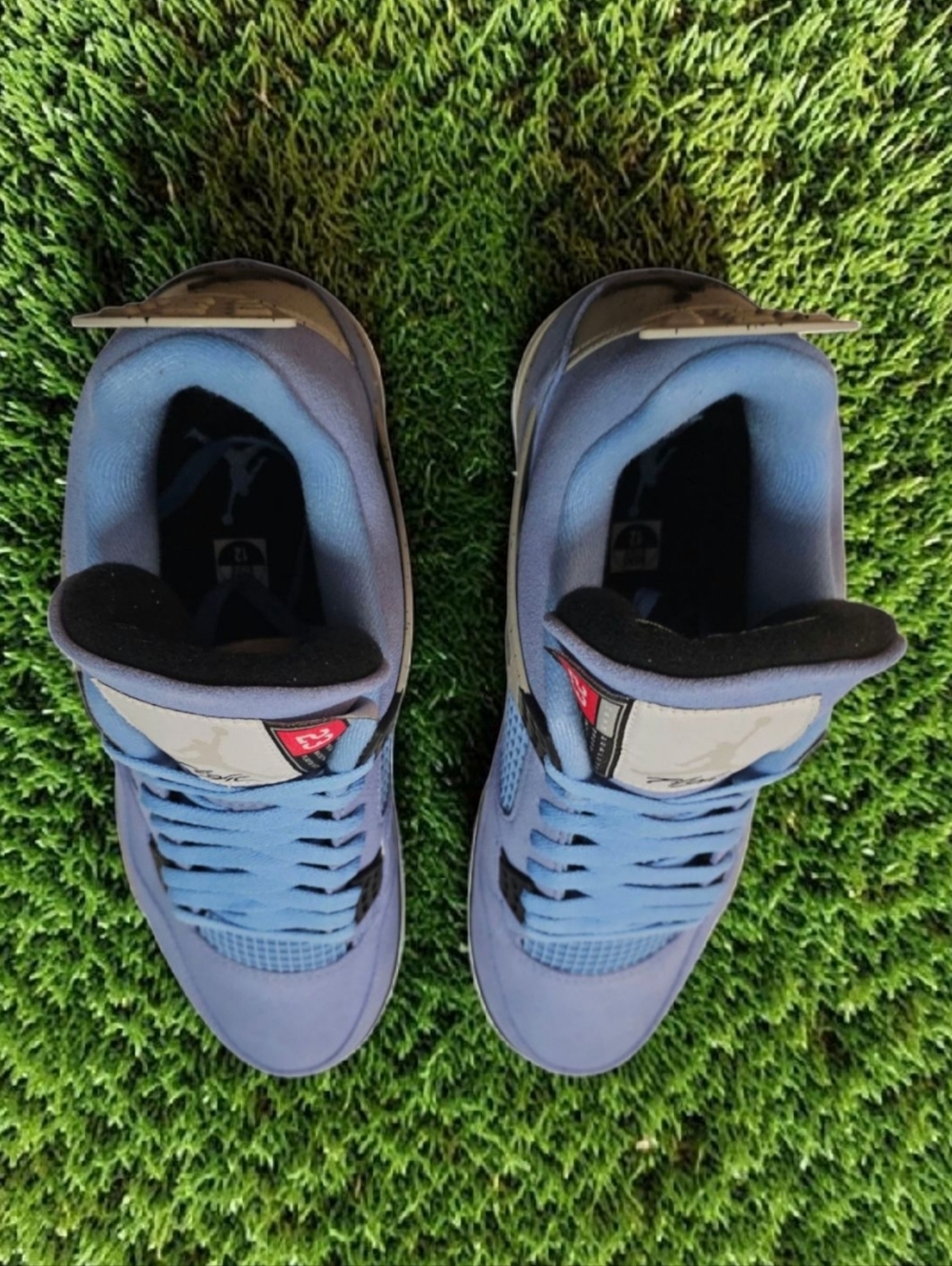 Air Jordan 4 Retro University Blue UNC Size 12 - Picture 4 of 7